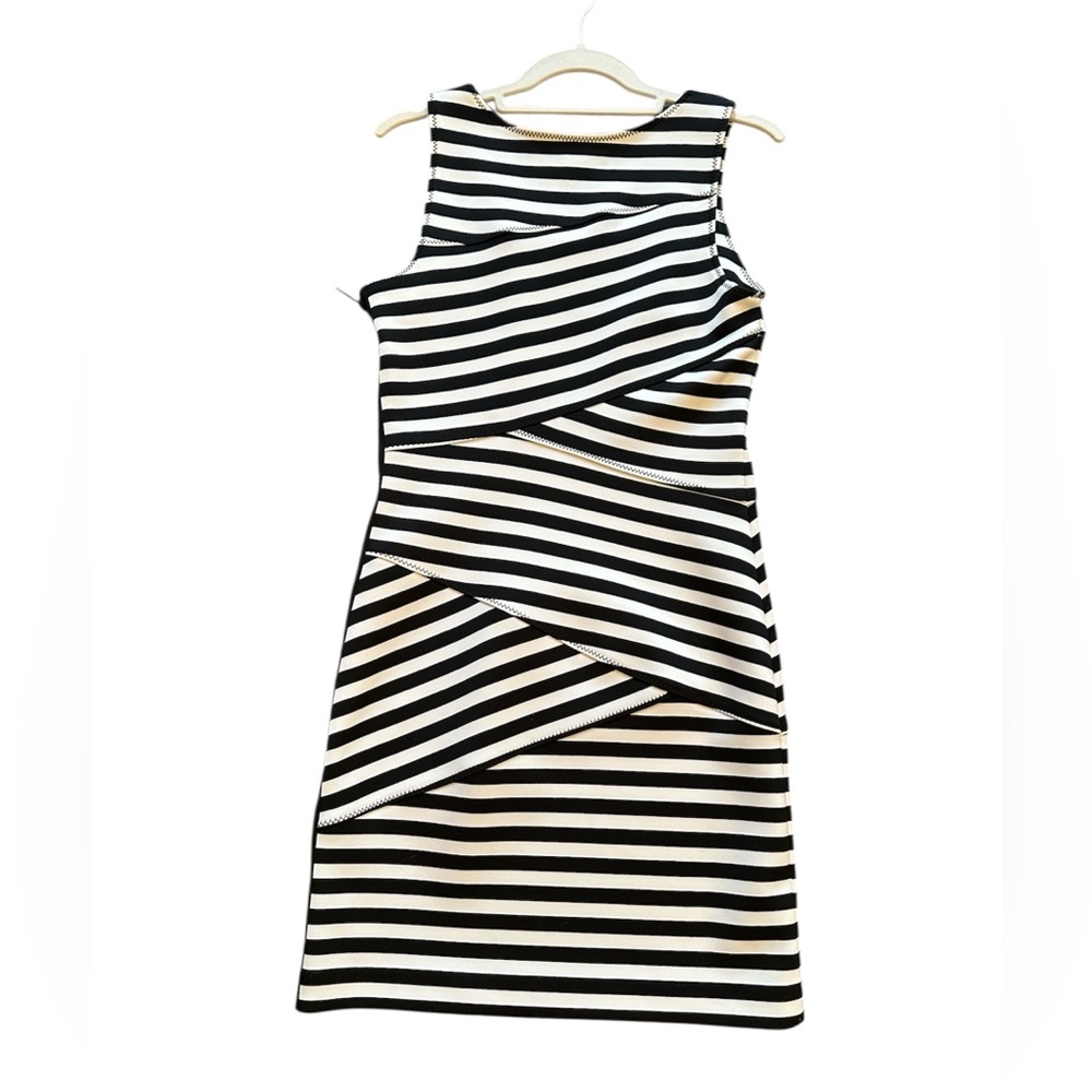 Michael Kors Black and White Sleeveless Sheath Dress - Picture 2 of 6